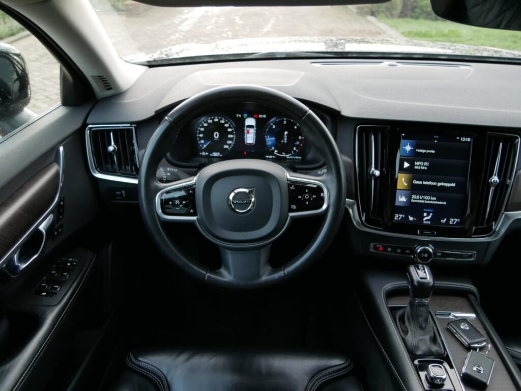 Volvo V90 – 24