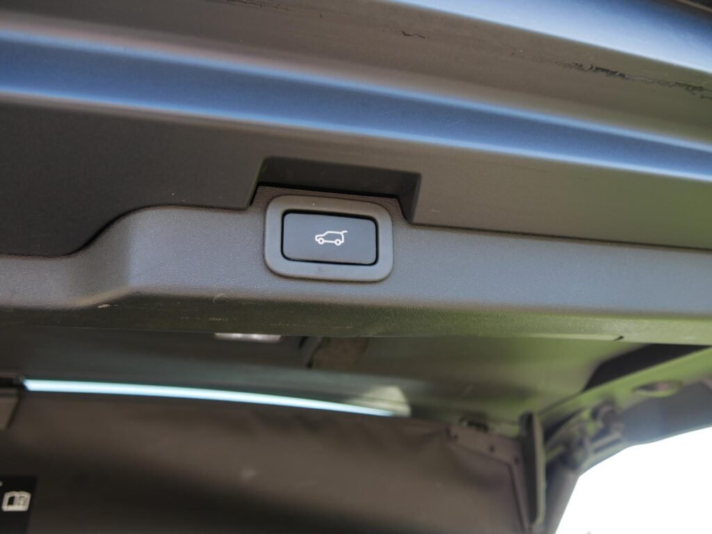 Land Rover Discovery – 13