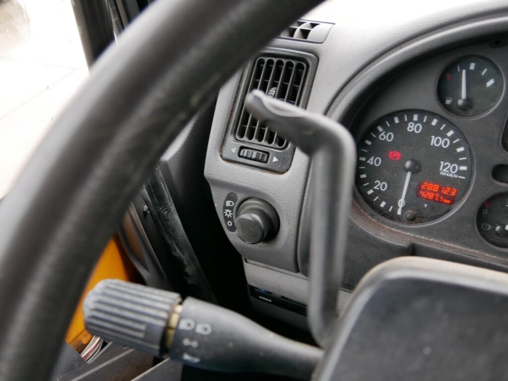 DAF – 12