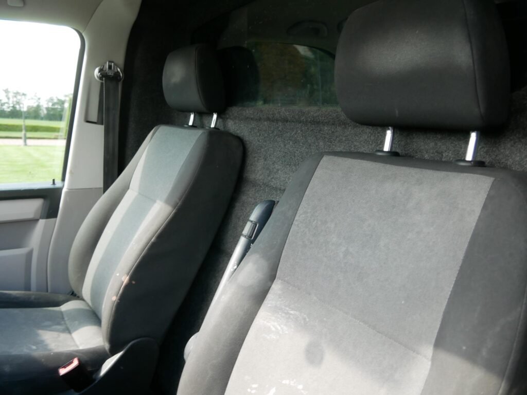 Volkswagen Transporter – 12