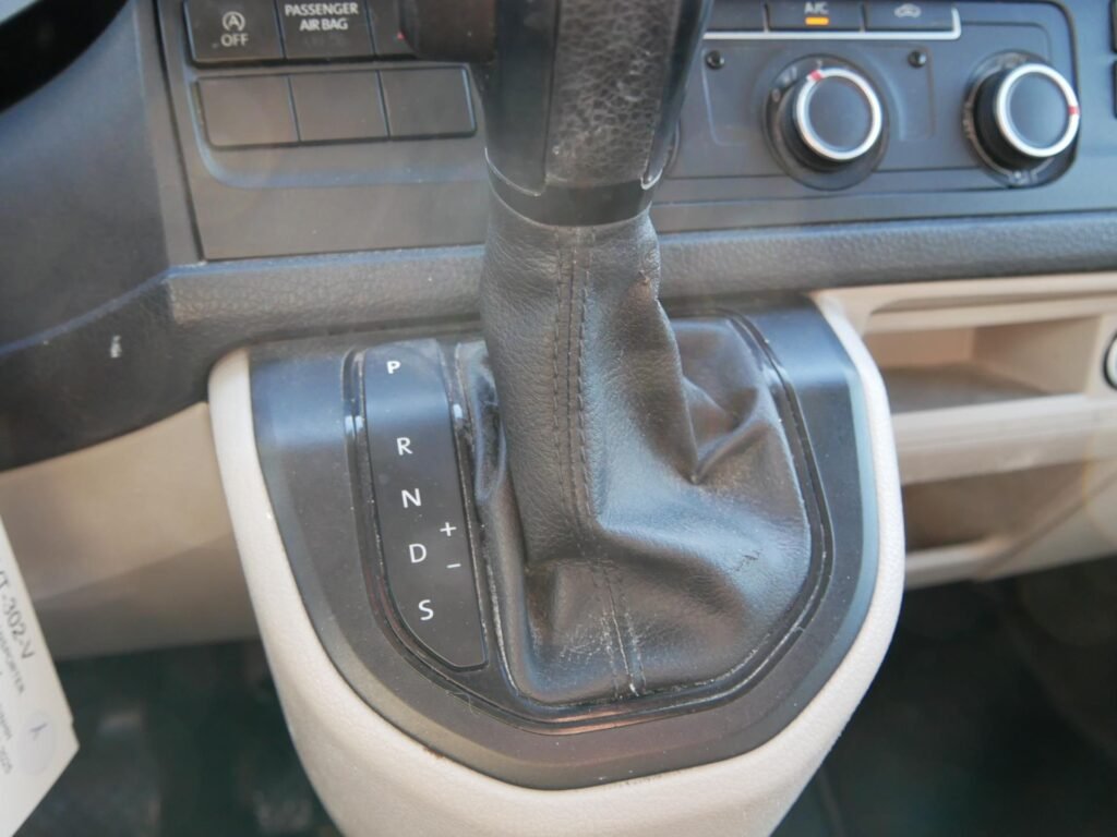 Volkswagen Transporter – 16