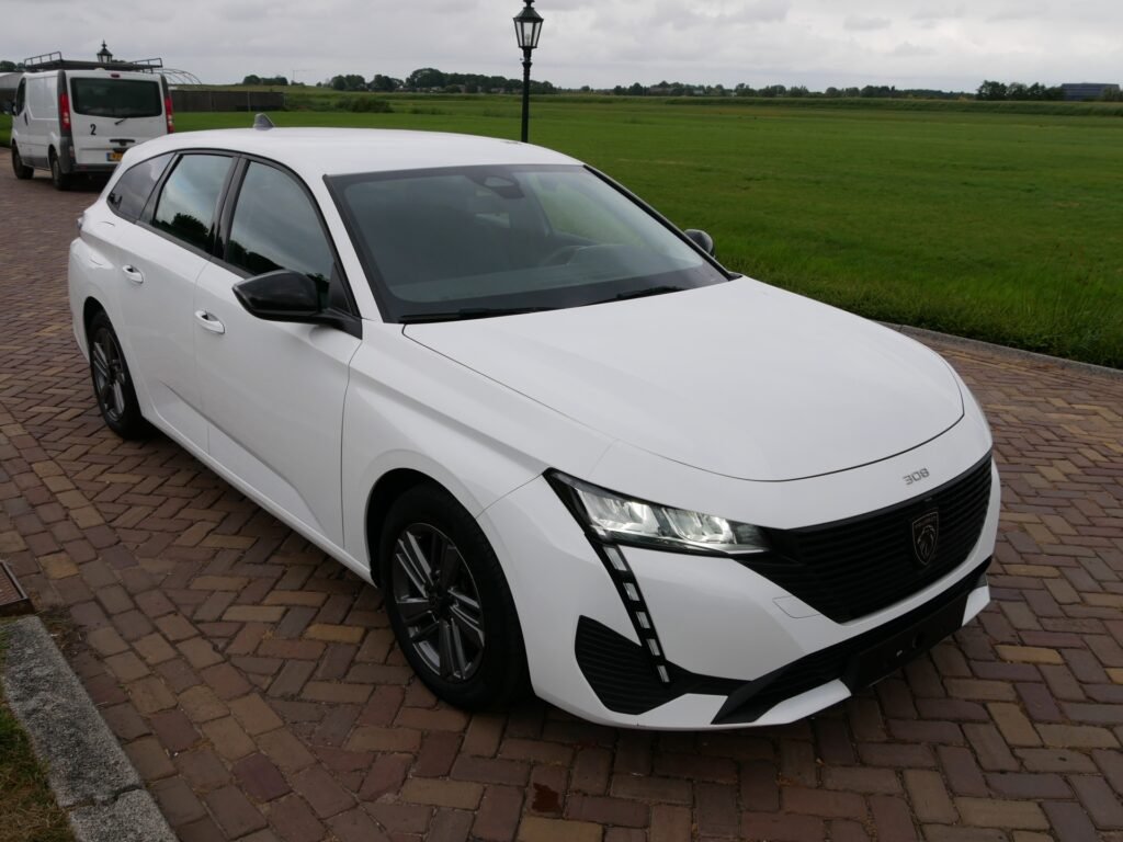Peugeot 308 – 1