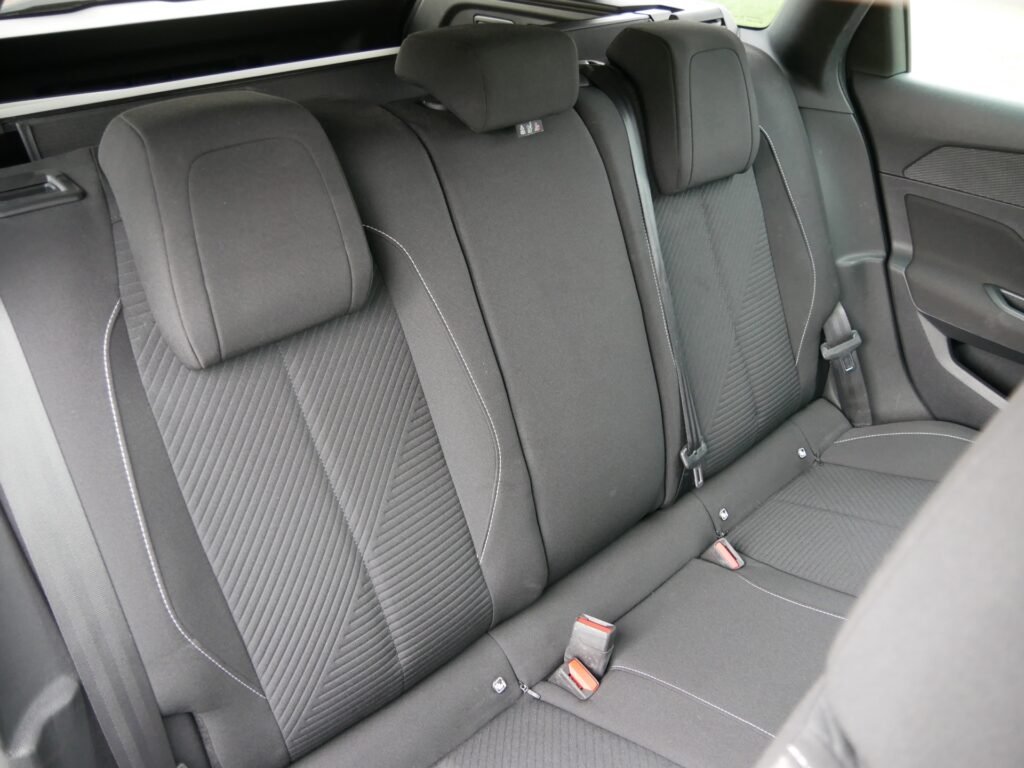 Peugeot 308 – 17