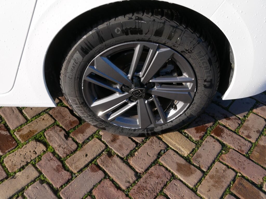 Peugeot 308 – 11