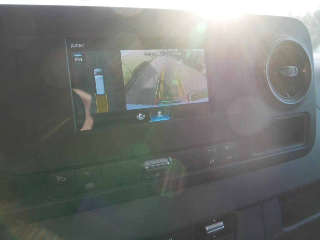 Mercedes-Benz Sprinter – 22