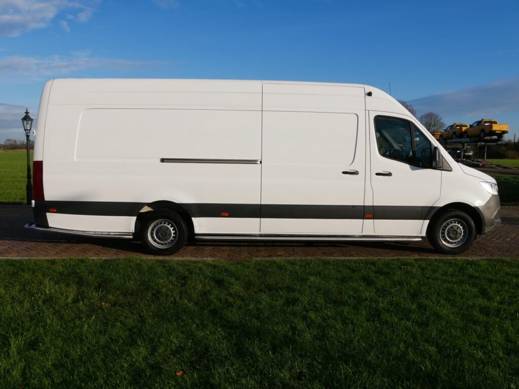 Mercedes-Benz Sprinter – 6