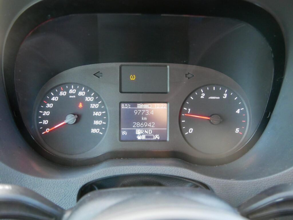 Mercedes-Benz Sprinter – 16