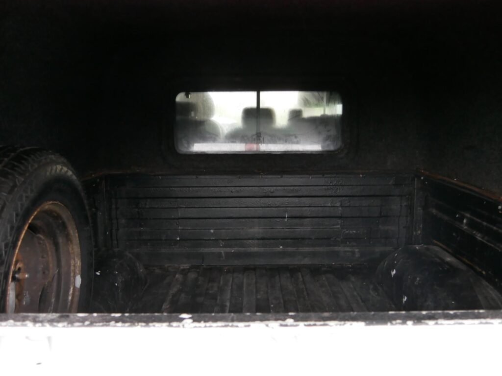 Land Rover Defender – 9