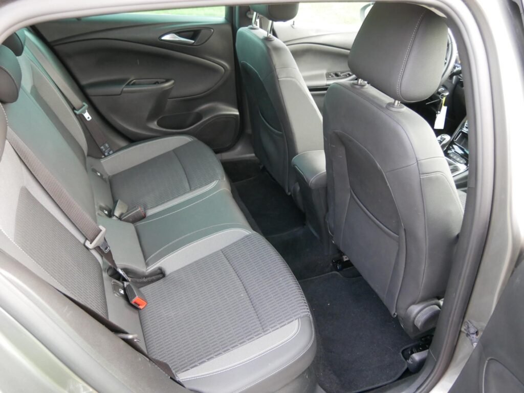 Opel Astra – 14