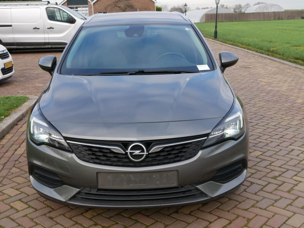Opel Astra – 3