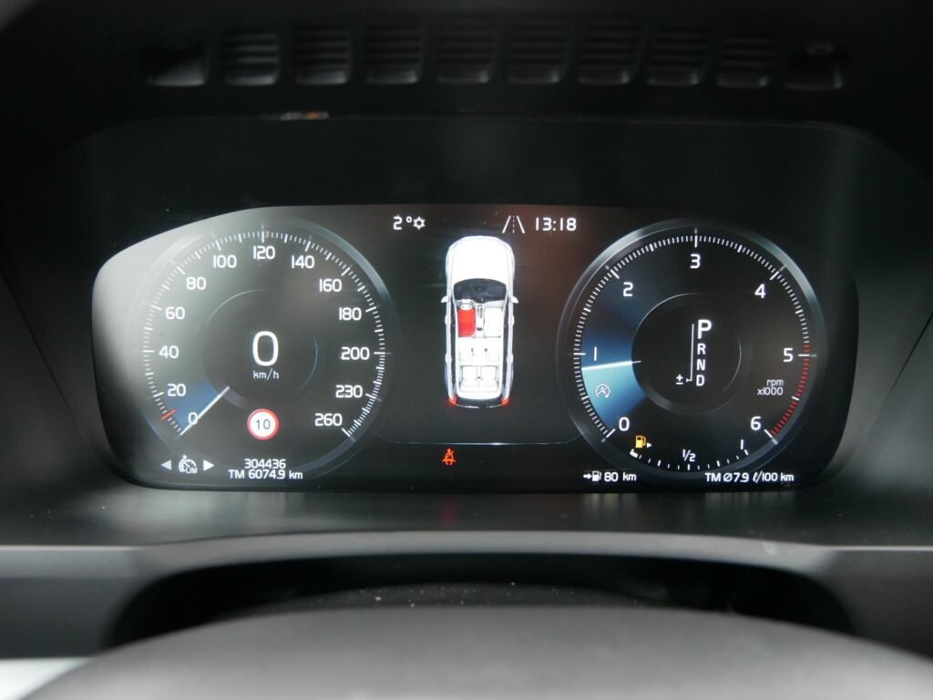 Volvo XC90 – 18