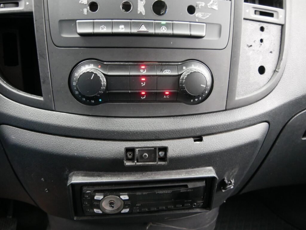 Mercedes-Benz Vito – 17
