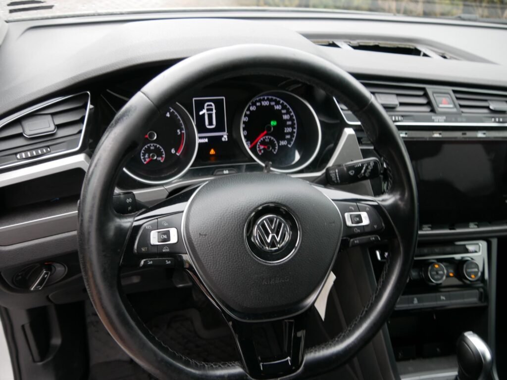 Volkswagen Touran – 16