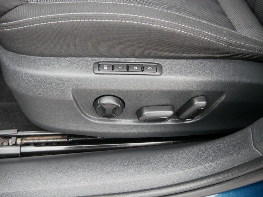 Škoda Superb – 17