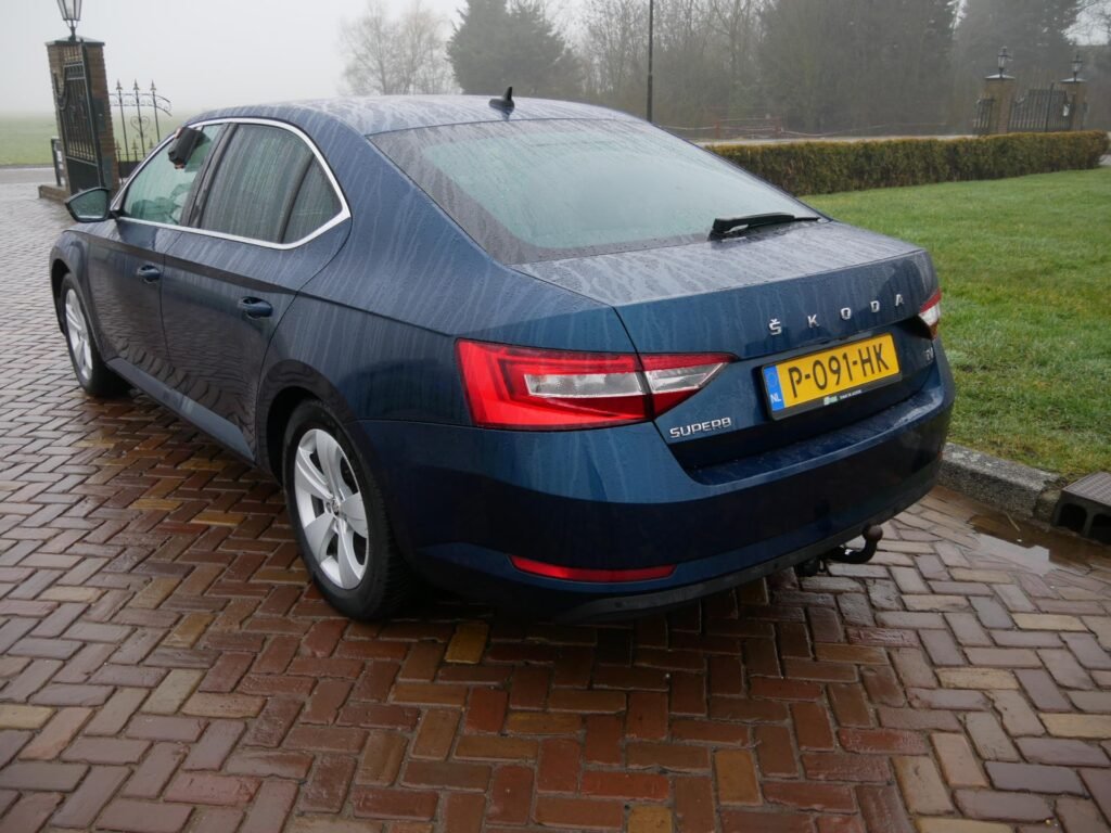 Škoda Superb – 9