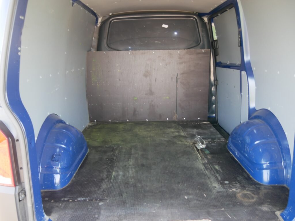 Volkswagen Transporter – 11