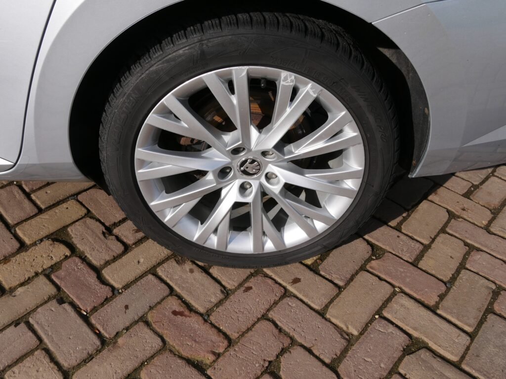 Škoda Superb – 12