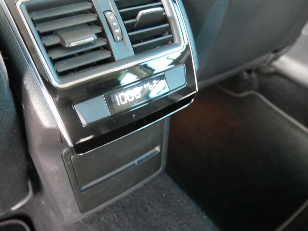 Škoda Superb – 14