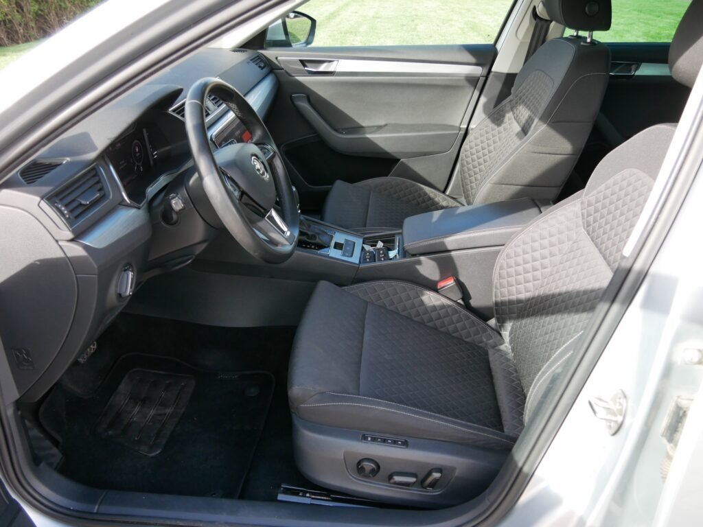 Škoda Superb – 16