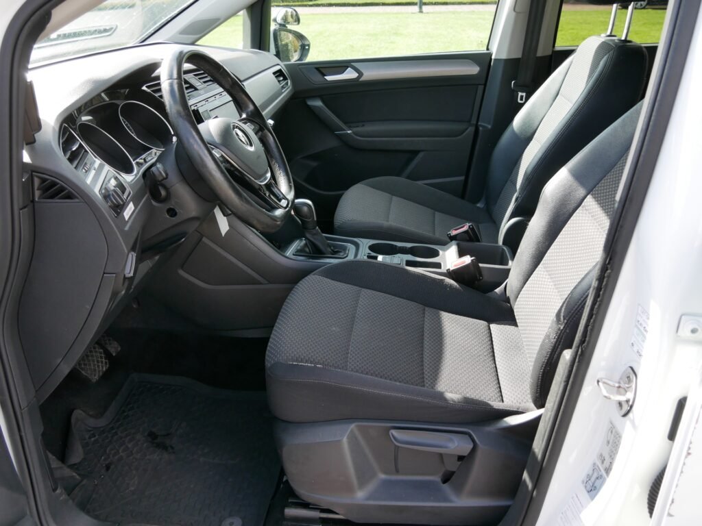 Volkswagen Touran – 14