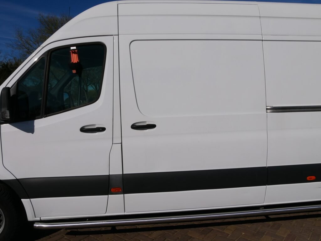 Mercedes-Benz Sprinter – 12