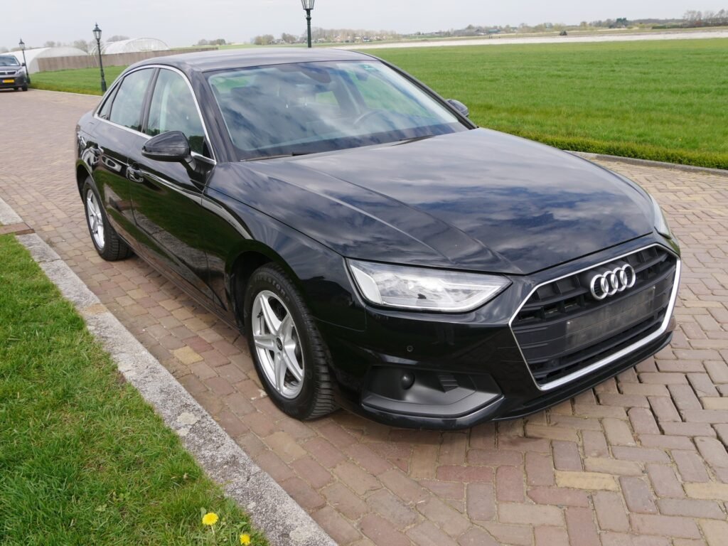 Audi A4 – 1
