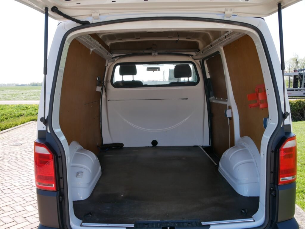 Volkswagen Transporter – 10