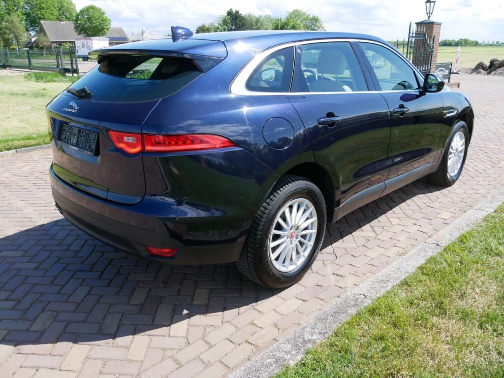 Jaguar F-PACE – 7