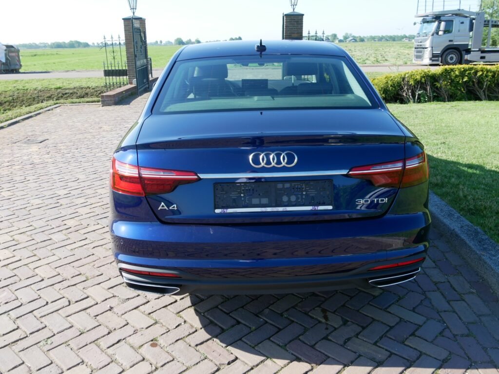 Audi A4 – 8