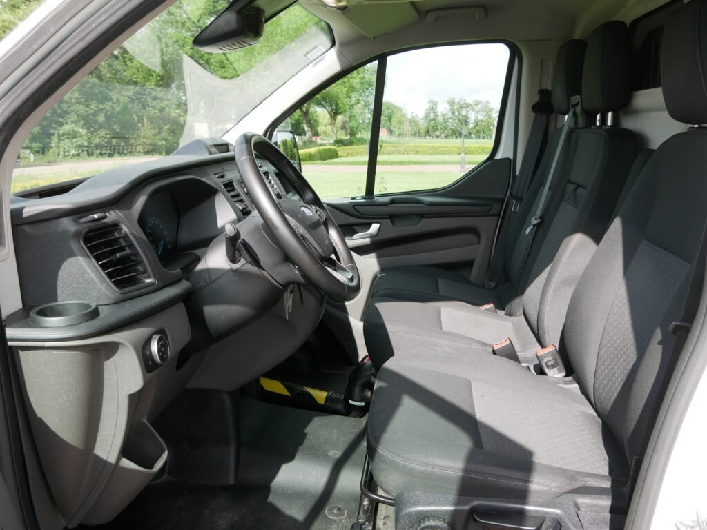Ford Transit Custom – 12