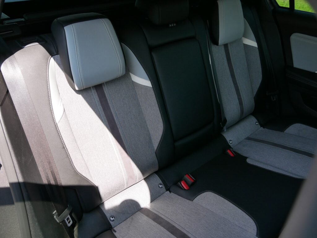 Opel Astra – 12