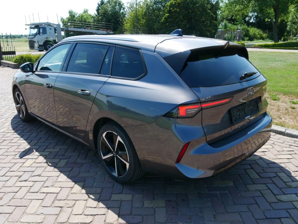 Opel Astra – 4