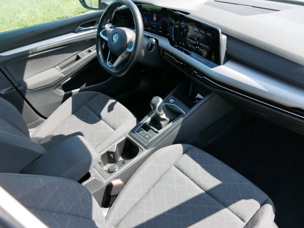 Volkswagen Golf – 10