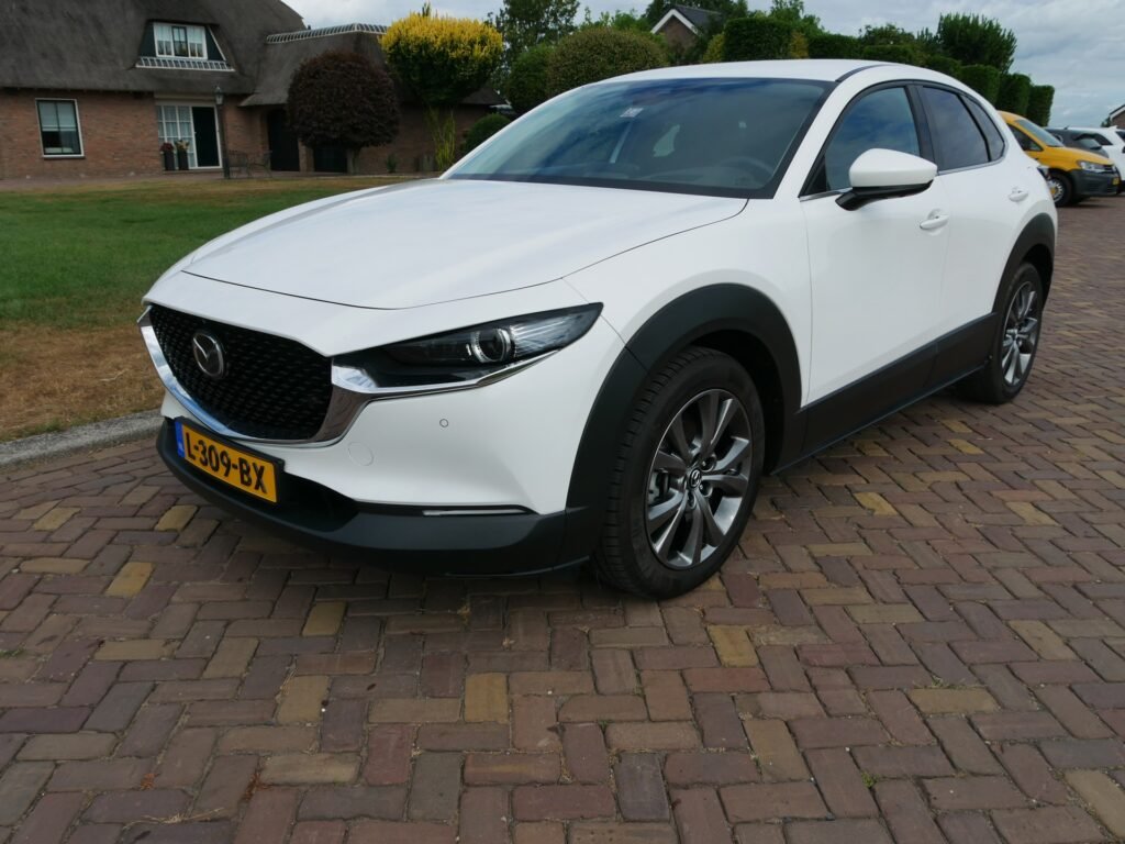 Mazda CX-30 – 4
