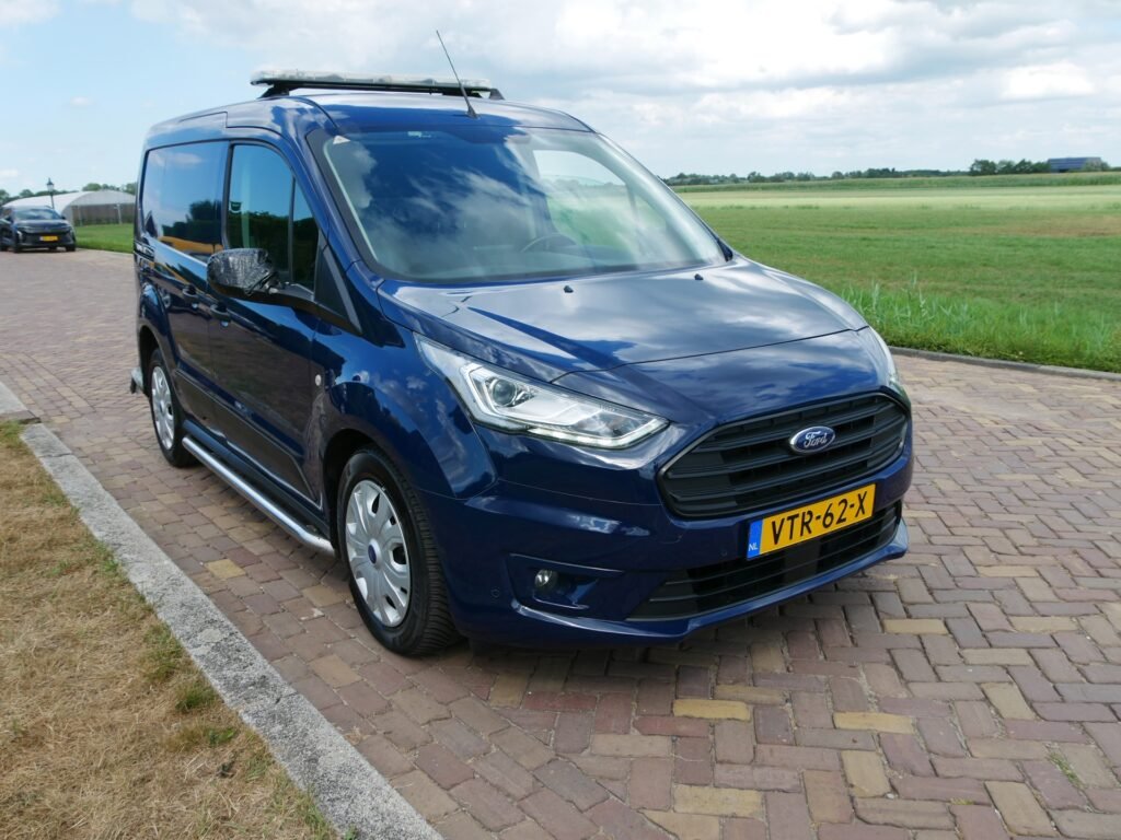 Ford Transit Connect – 1