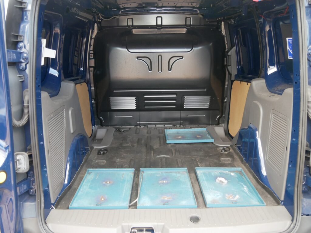 Ford Transit Connect – 10