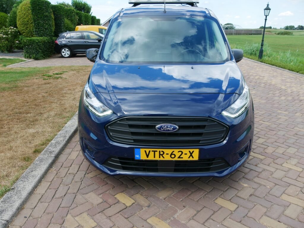 Ford Transit Connect – 3