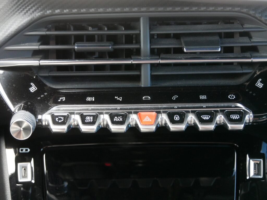 Peugeot 2008 – 22