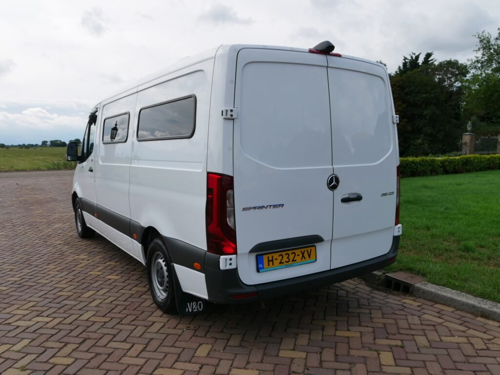 Mercedes-Benz Sprinter – 10
