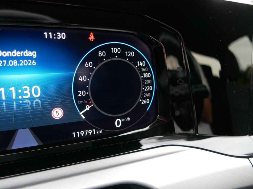 Volkswagen Golf – 16