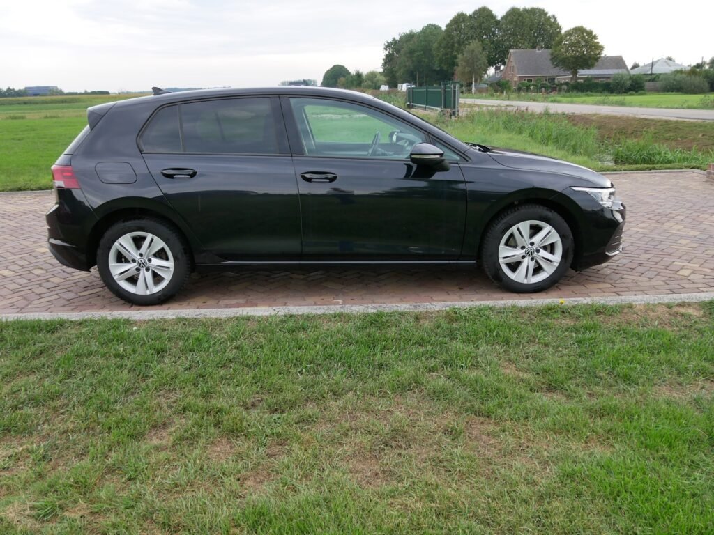 Volkswagen Golf – 6
