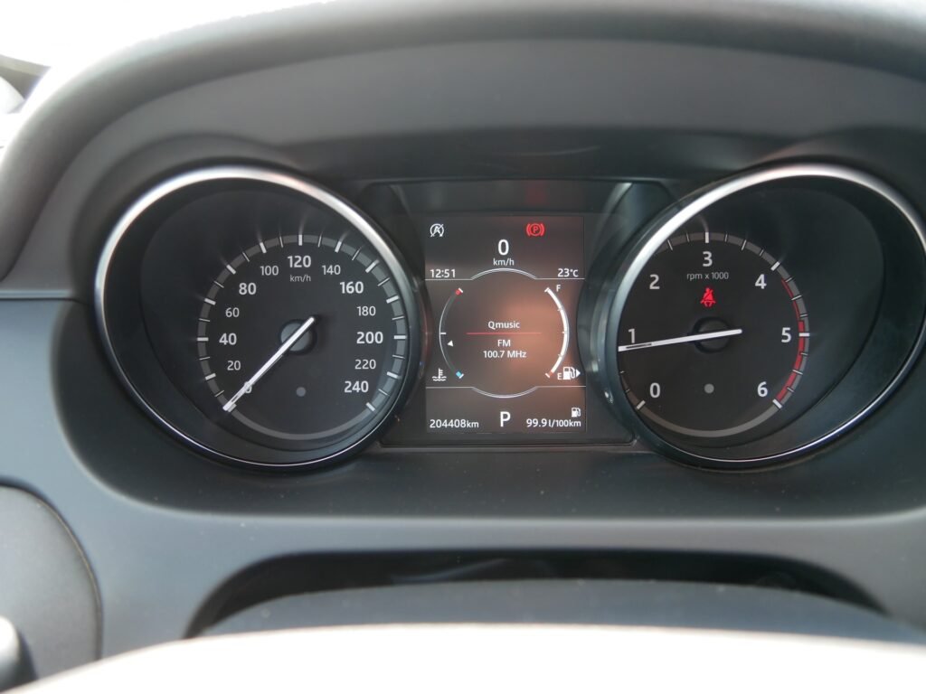 Land Rover Discovery Sport – 17