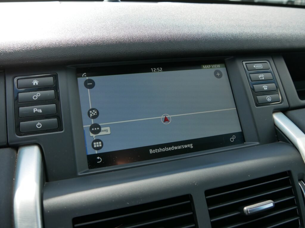 Land Rover Discovery Sport – 19