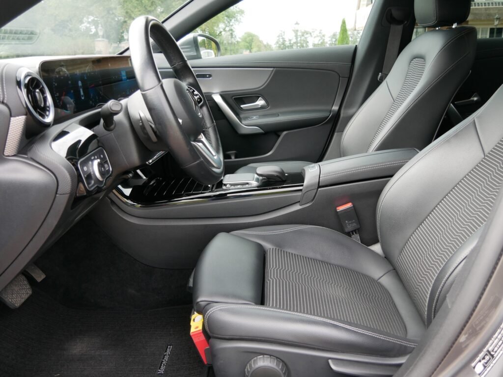 Mercedes-Benz CLA – 16