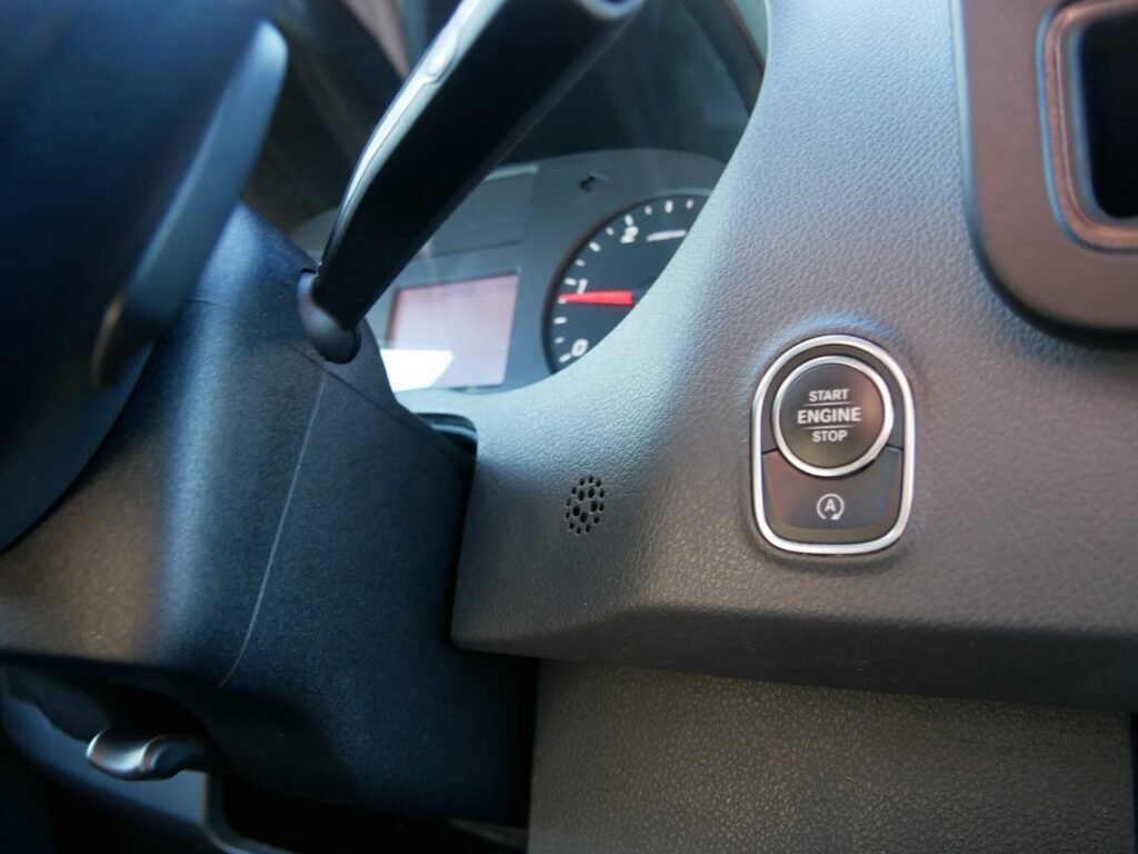 Mercedes-Benz Sprinter – 18