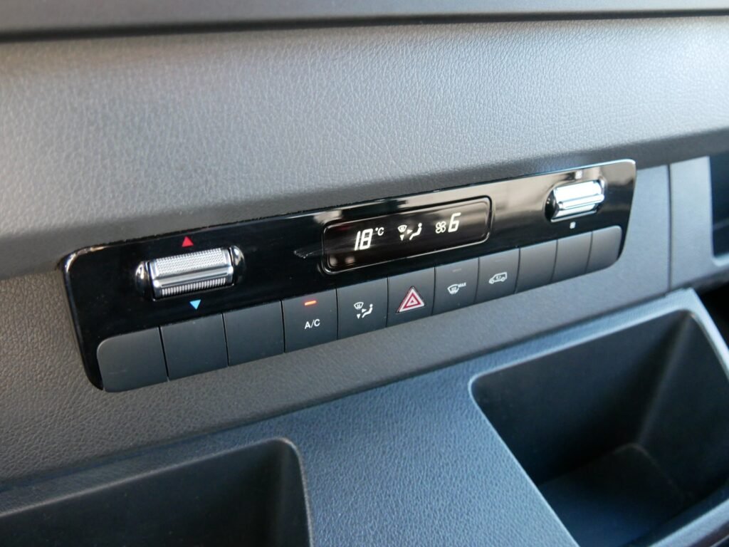 Mercedes-Benz Sprinter – 20