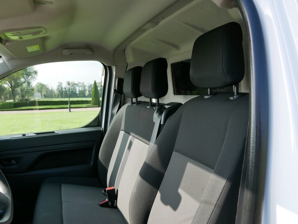 Peugeot Expert – 13