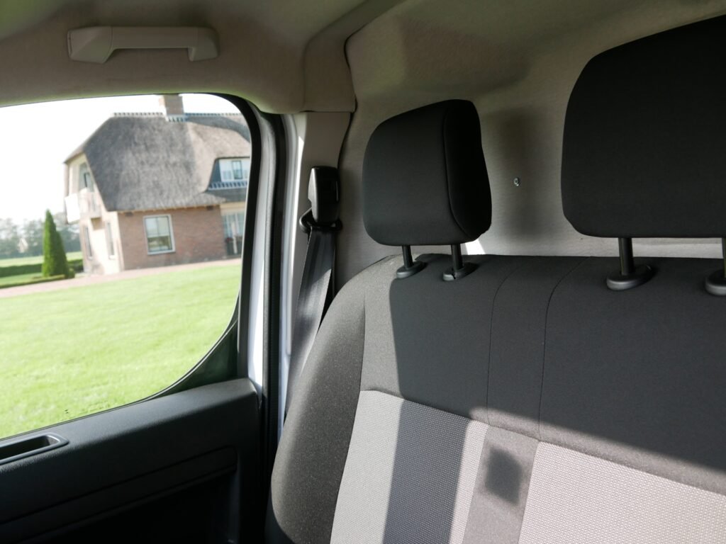 Peugeot Expert – 19