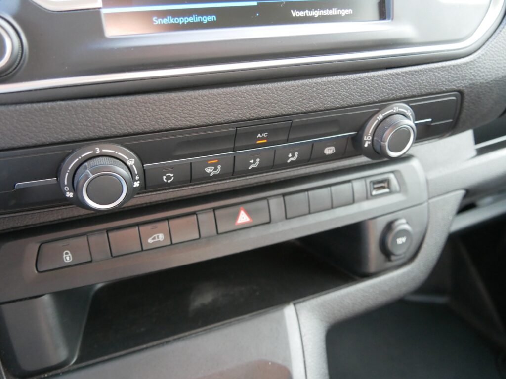 Peugeot Expert – 17