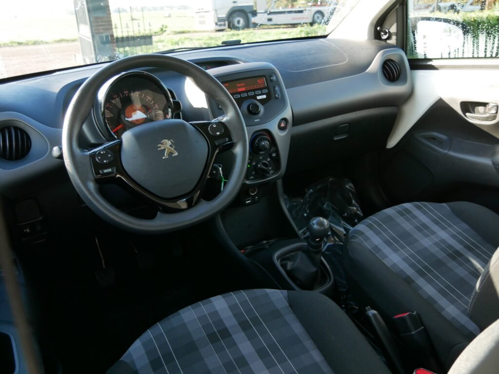 Peugeot 108 – 13